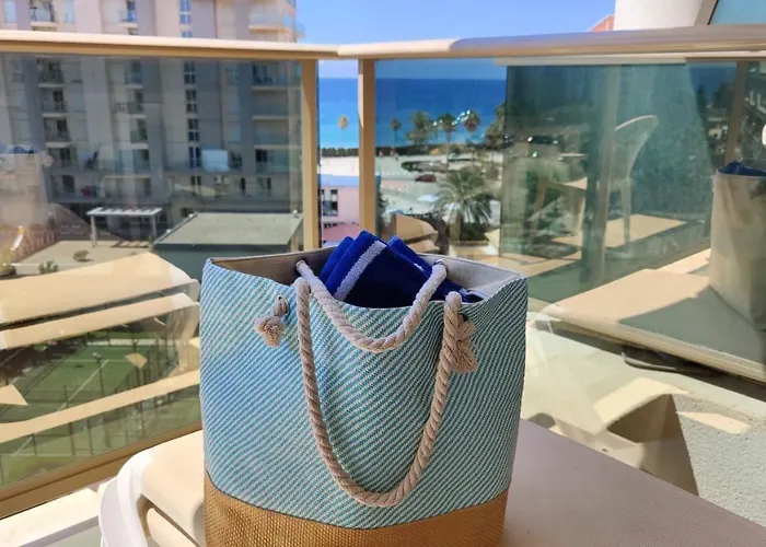 Апартаменты Larimar Sea View Кальпе